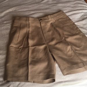 Jos A Bank size 40 waist men’s linen shorts